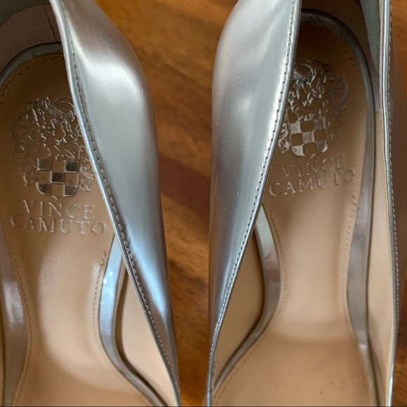 Vince Camuto Heels - Picture 7 of 7